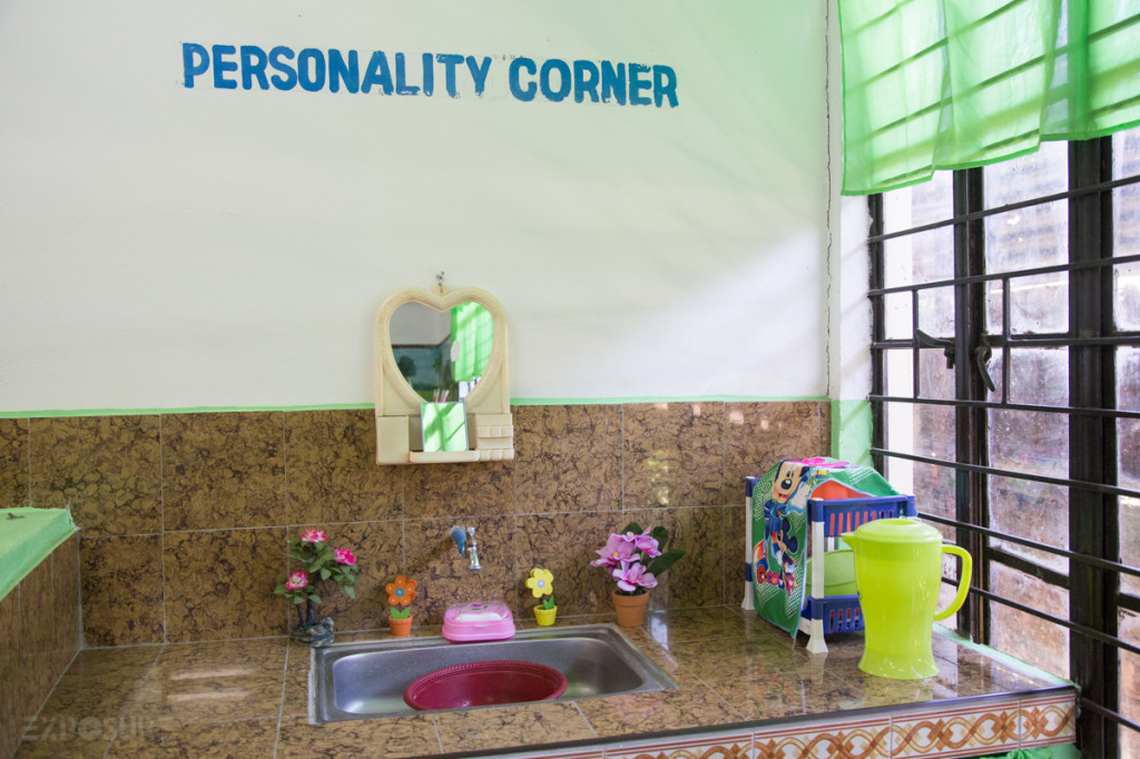 Personality Corner in a classroom, where each classroom have their own sink and toilet now. 